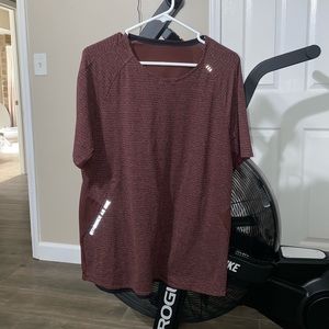lululemon x Barry’s Bootcamp Men’s Shirt